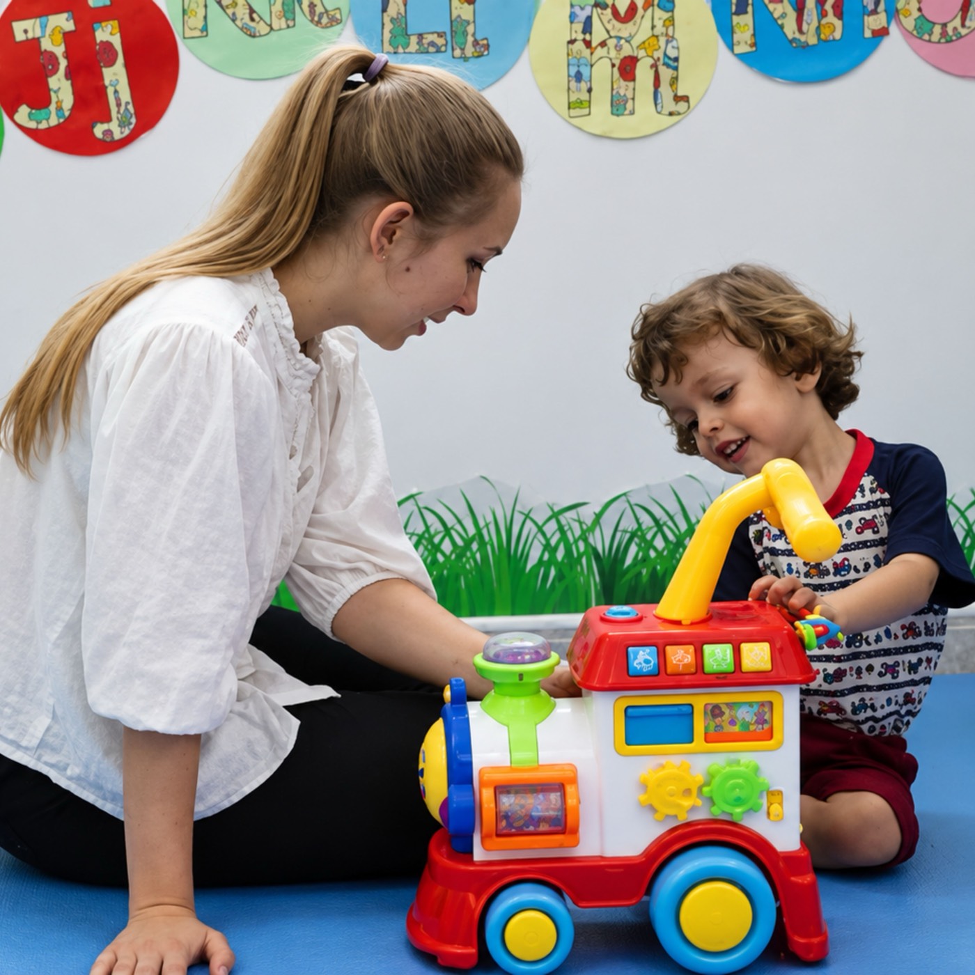 Montessori-style nursery play at Happyhome